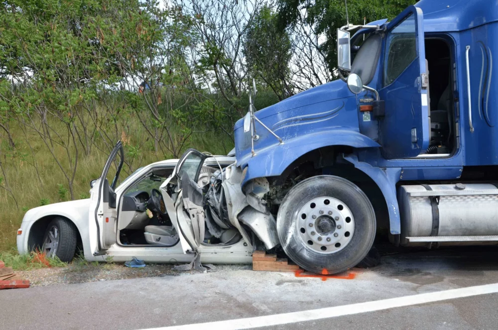 Roadway Justice: Why Only Top-Rated Truck Accident Attorneys Win Big!